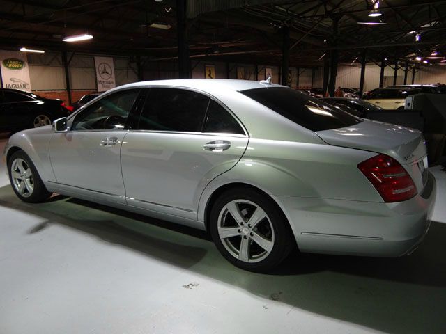 Mercedes-Benz S-Class 2010 photo 8