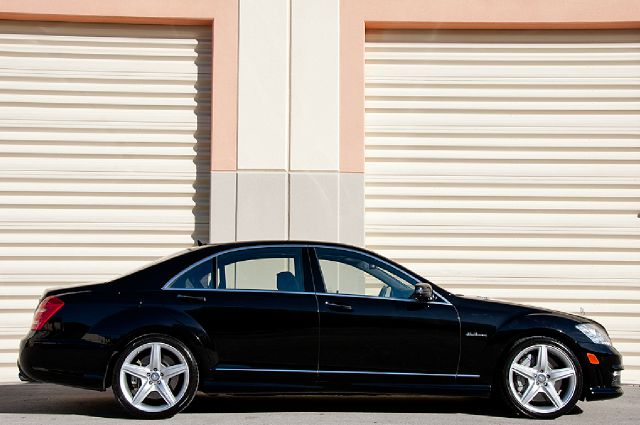Mercedes-Benz S-Class 2010 photo 3