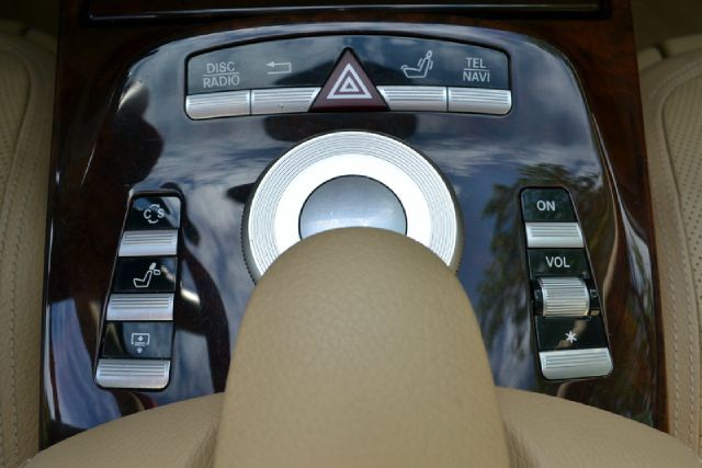 Mercedes-Benz S-Class 2010 photo 13
