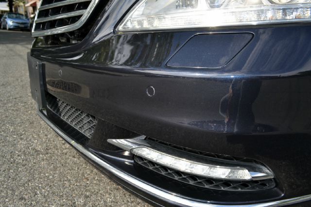 Mercedes-Benz S-Class 2010 photo 28