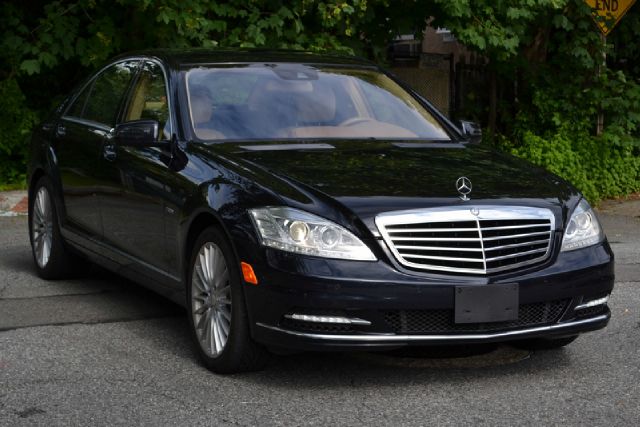 Mercedes-Benz S-Class 2010 photo 8