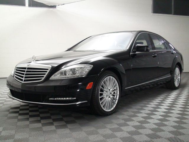 Mercedes-Benz S-Class 2010 photo 1