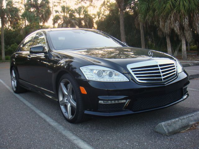 Mercedes-Benz S-Class 2010 photo 4