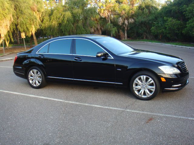Mercedes-Benz S-Class 18900+375 Sedan