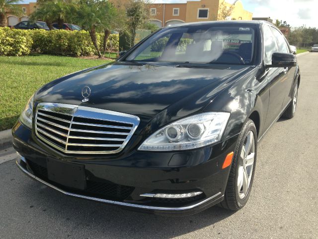 Mercedes-Benz S-Class 2010 photo 1