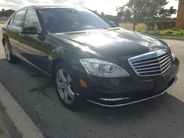 Mercedes-Benz S-Class 2010 photo 4