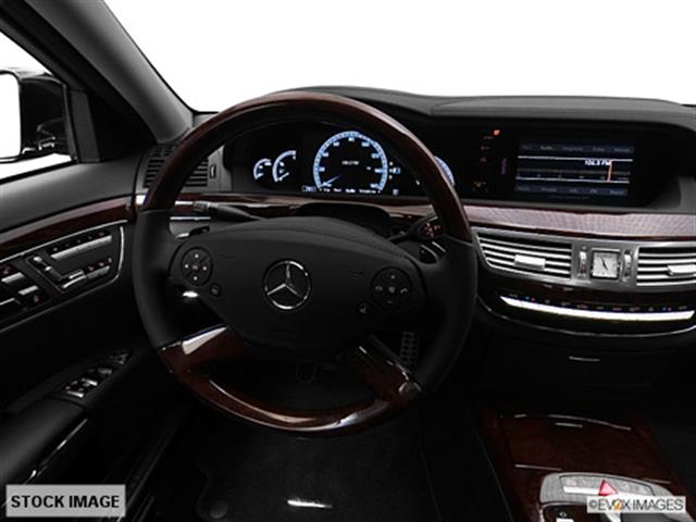 Mercedes-Benz S-Class 2011 photo 1