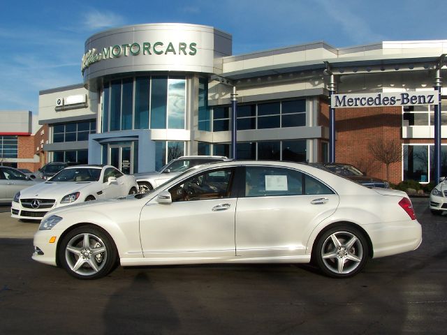 Mercedes-Benz S-Class 2011 photo 1