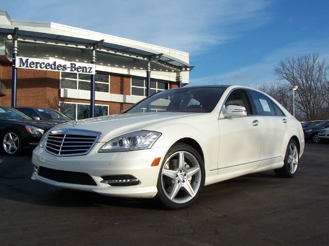 Mercedes-Benz S-Class 2011 photo 4