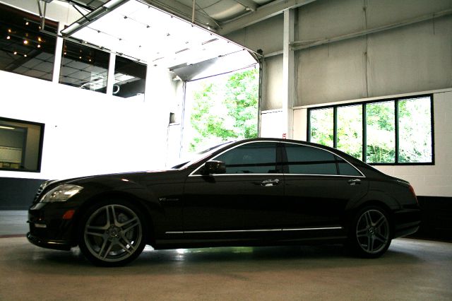 Mercedes-Benz S-Class 2011 photo 25