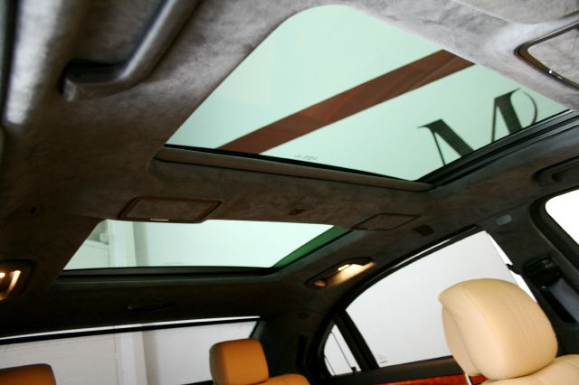 Mercedes-Benz S-Class 2011 photo 28