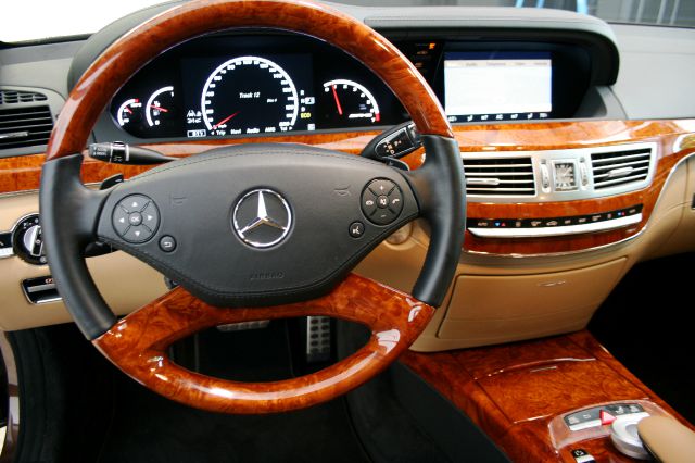 Mercedes-Benz S-Class 2011 photo 5