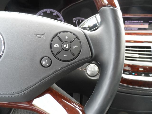 Mercedes-Benz S-Class 2011 photo 13