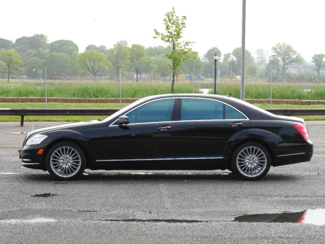 Mercedes-Benz S-Class 2011 photo 16