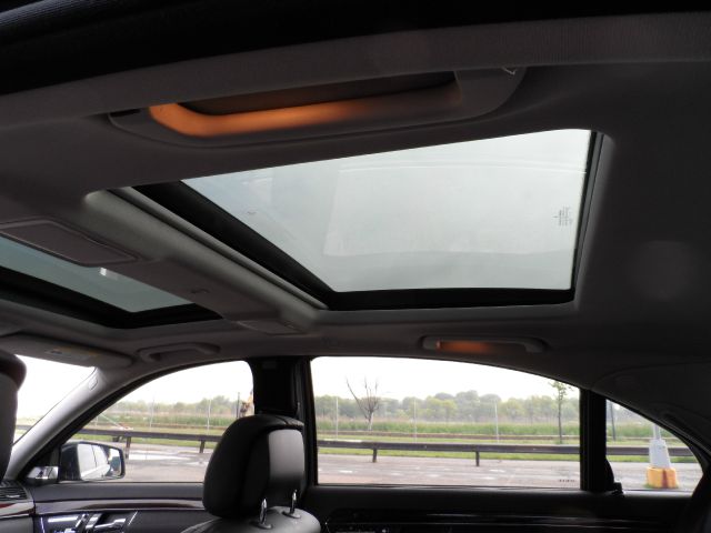 Mercedes-Benz S-Class 2011 photo 30