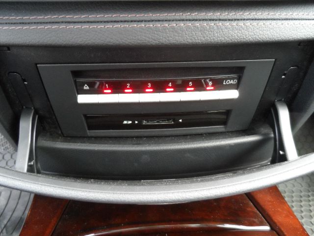 Mercedes-Benz S-Class 2011 photo 44