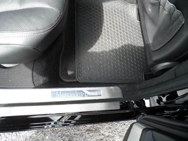 Mercedes-Benz S-Class 2011 photo 48