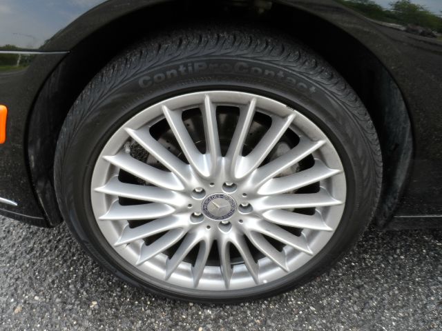 Mercedes-Benz S-Class 2011 photo 50