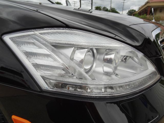 Mercedes-Benz S-Class 2012 photo 17