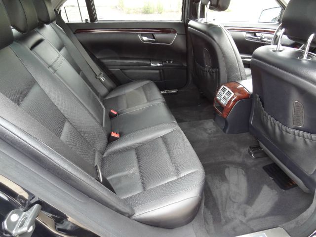 Mercedes-Benz S-Class 2012 photo 19