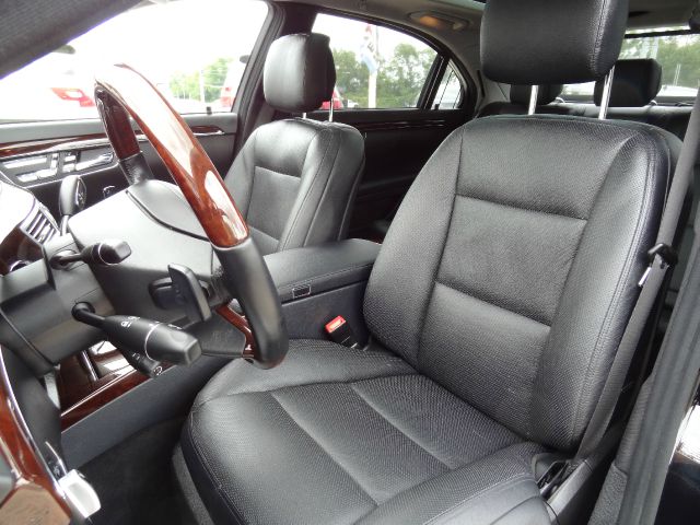 Mercedes-Benz S-Class 2012 photo 23