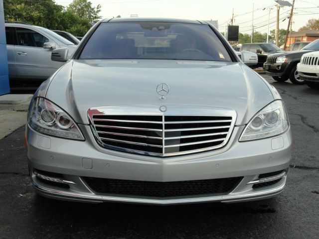 Mercedes-Benz S-Class 2012 photo 3