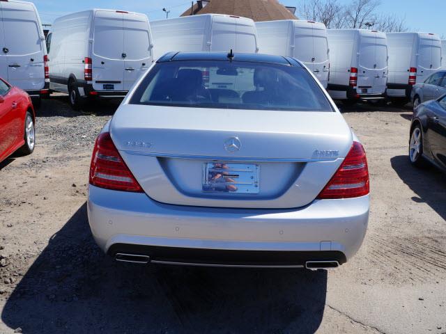 Mercedes-Benz S-Class 2013 photo 4