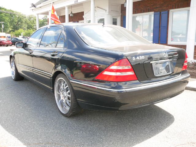Mercedes-Benz S430 2000 photo 4