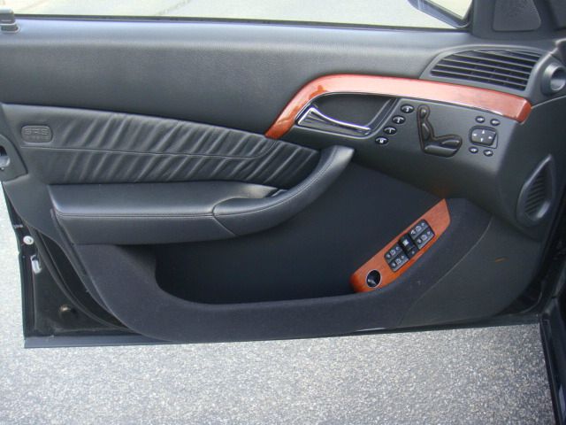 Mercedes-Benz S430 2003 photo 17