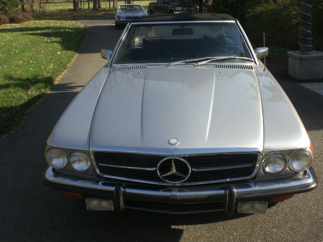 Mercedes-Benz SL-Class 3.5 H.O V6 Sedan Convertible