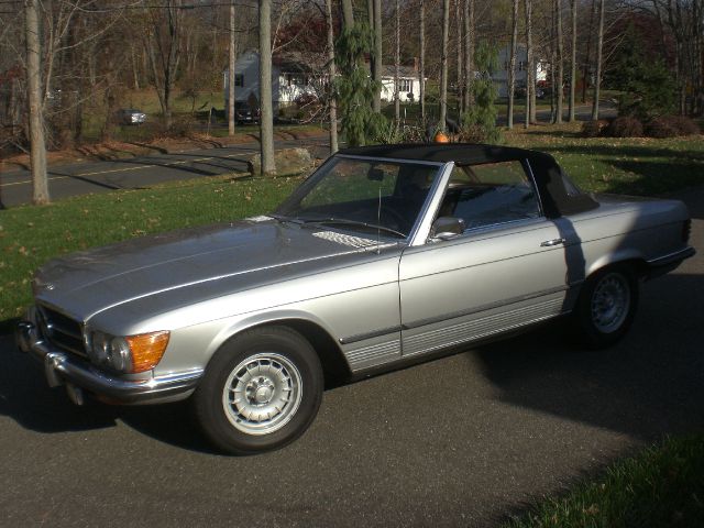 Mercedes-Benz SL-Class 1973 photo 4