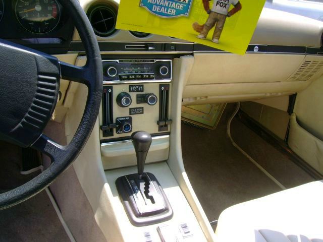 Mercedes-Benz SL-Class 1974 photo 1