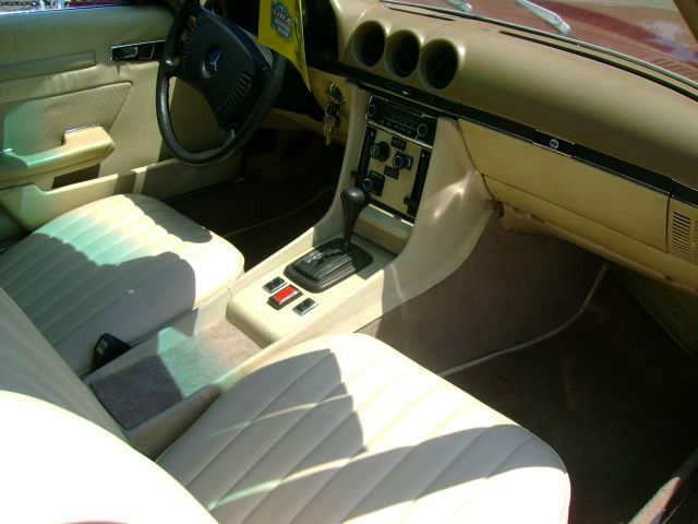 Mercedes-Benz SL-Class 1974 photo 2