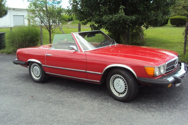 Mercedes-Benz SL-Class 1975 photo 1