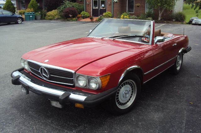 Mercedes-Benz SL-Class 1975 photo 3