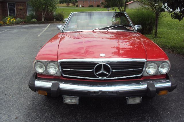 Mercedes-Benz SL-Class 1975 photo 4