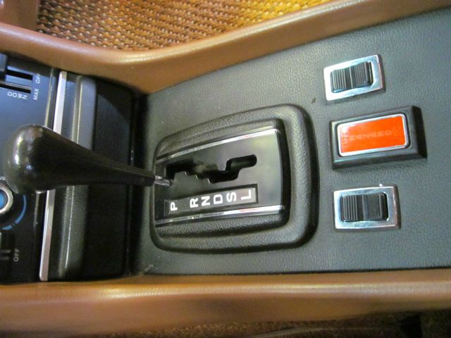 Mercedes-Benz SL-Class 1976 photo 10