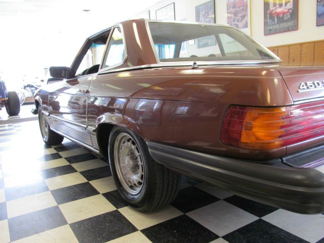Mercedes-Benz SL-Class 1976 photo 13