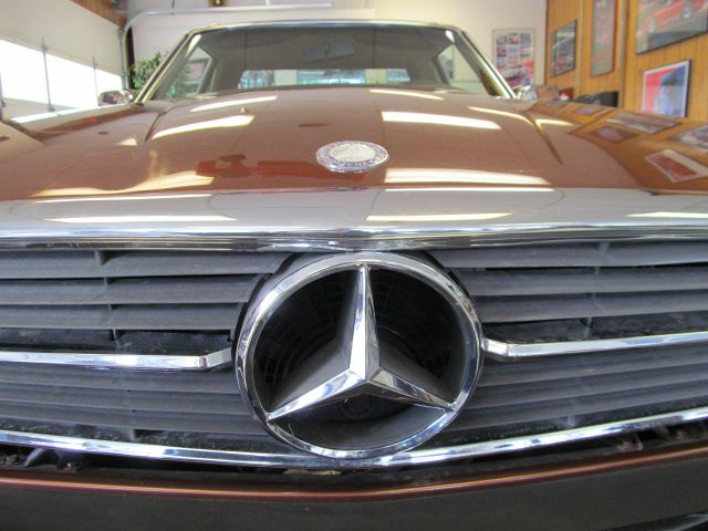 Mercedes-Benz SL-Class 1976 photo 3