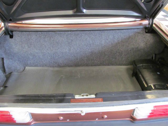 Mercedes-Benz SL-Class 1976 photo 35