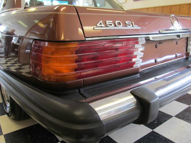 Mercedes-Benz SL-Class 1976 photo 4