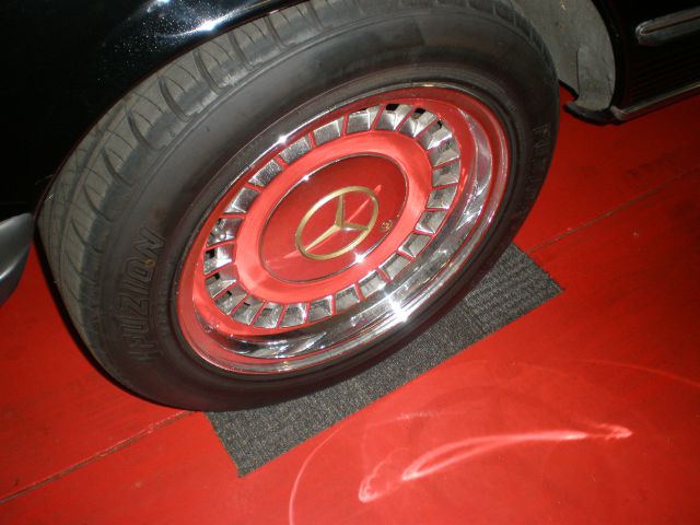 Mercedes-Benz SL-Class 1976 photo 5