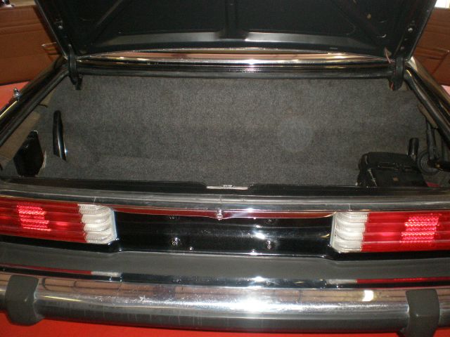 Mercedes-Benz SL-Class 1976 photo 8