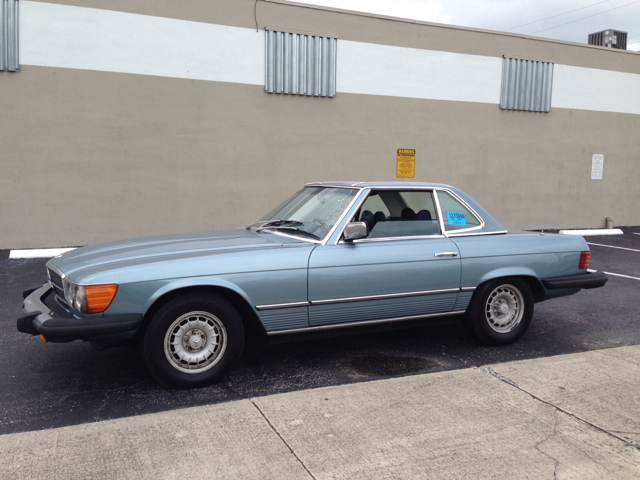 Mercedes-Benz SL-Class 1979 photo 1