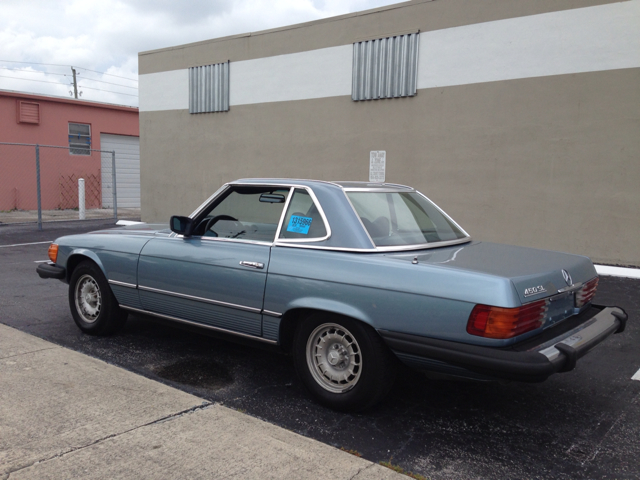 Mercedes-Benz SL-Class 1979 photo 4