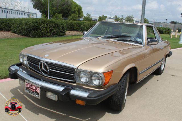 Mercedes-Benz SL-Class 1980 photo 2