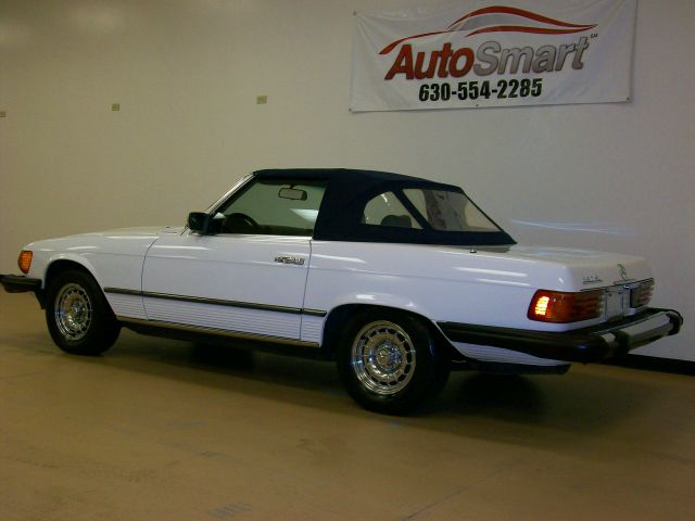 Mercedes-Benz SL-Class Laramie - XLT Convertible