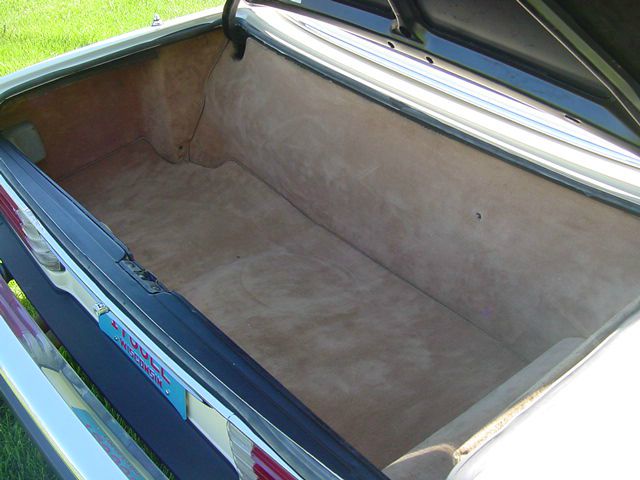 Mercedes-Benz SL-Class 1980 photo 3