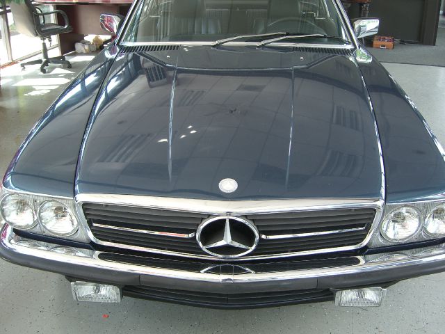 Mercedes-Benz SL-Class 1983 photo 7
