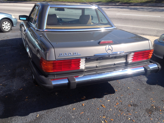 Mercedes-Benz SL-Class 1987 photo 2